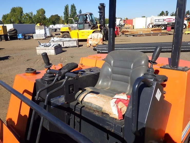 takeuchi-tb260-image-29