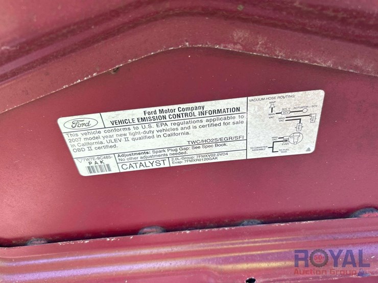 2007-ford-focus-hatchback-image-9