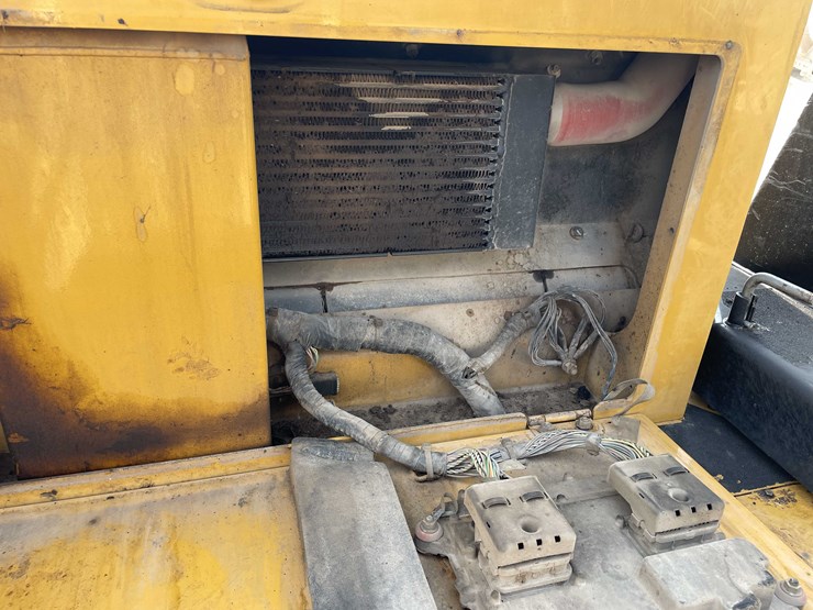 #8612-•-2019-cat-ap100f-asphalt-paver-(aps)-image-93