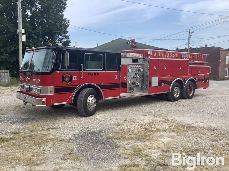 1985-pierce-e-2769-t/a-dual-tanker-fire-truck-image-1