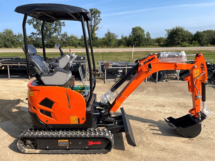 #200-•-new-nt18k-mini-excavator-image-6