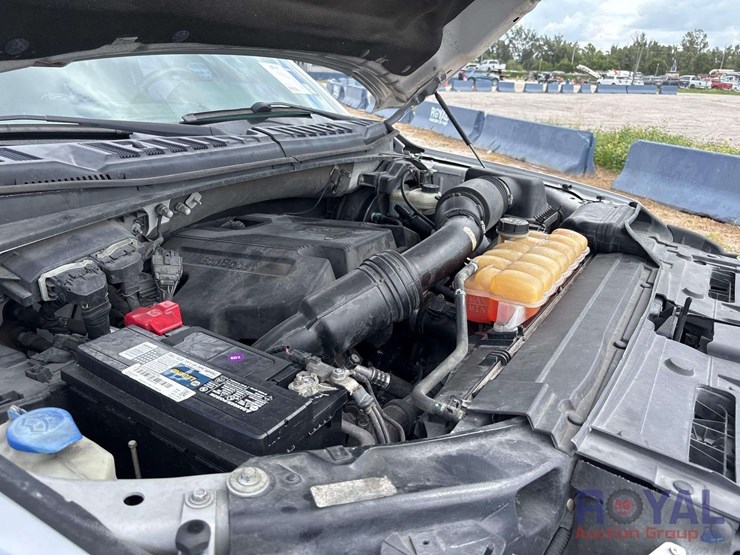 2017-ford-f150-image-8