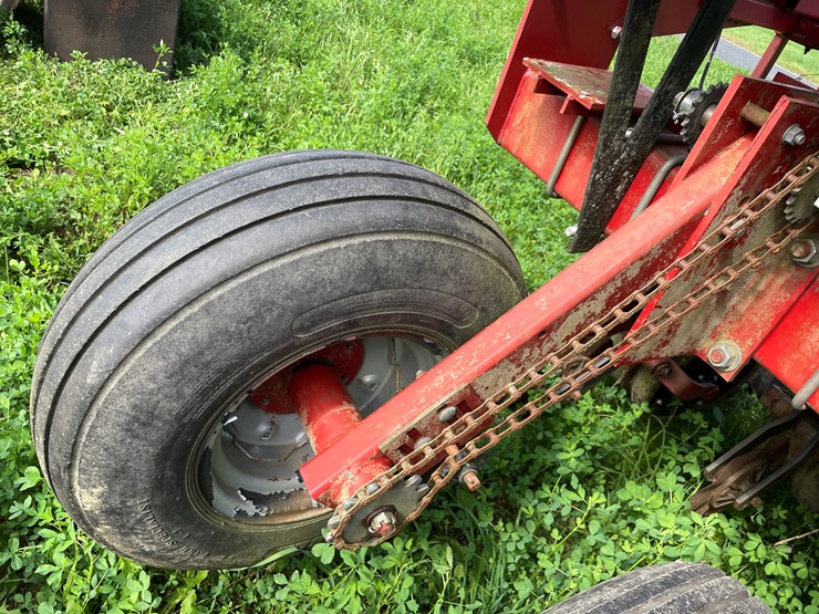 #4455-•-case-5400-soybean-special-grain-drill-image-19