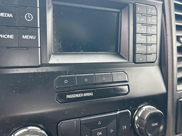 2019-ford-f350-sd-xl-image-32