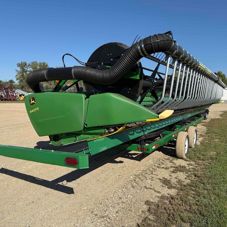 John Deere Flex Draper Header