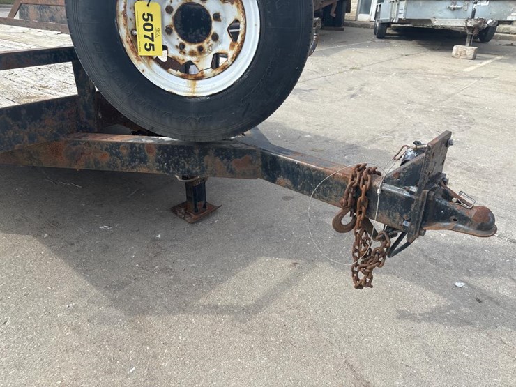#5075-•-2004-b-&-b-18'-utility-trailer-image-8