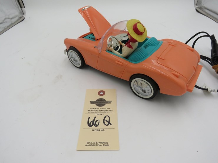 1996-barbie-austin-healey-car-clock-image-1