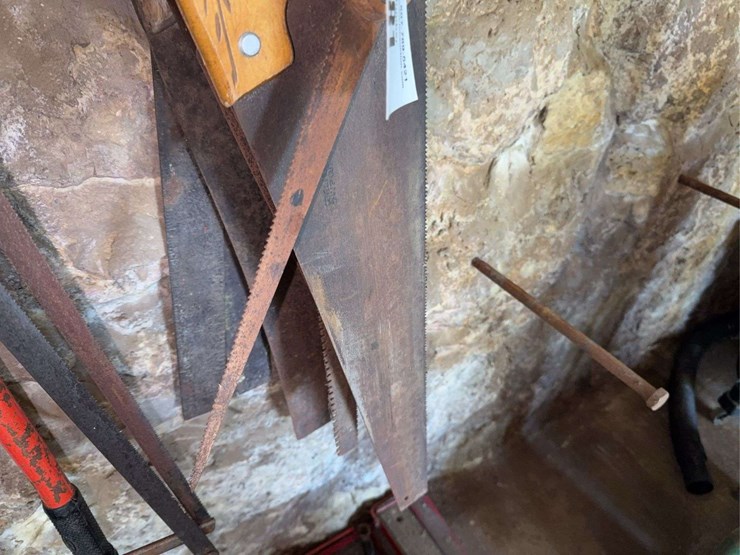 hand-saws,-squares-image-4