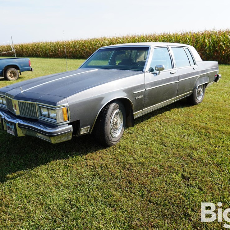 1982 Oldsmobile Ninety Eight 4-Door Sedan