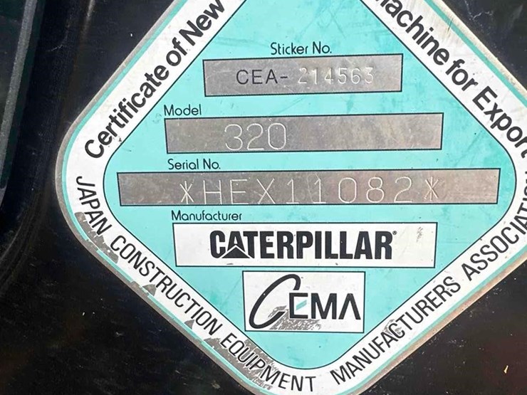 2019-caterpillar-320-image-47