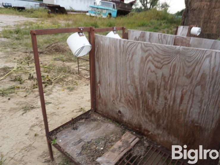 raised-calf-crates-image-20