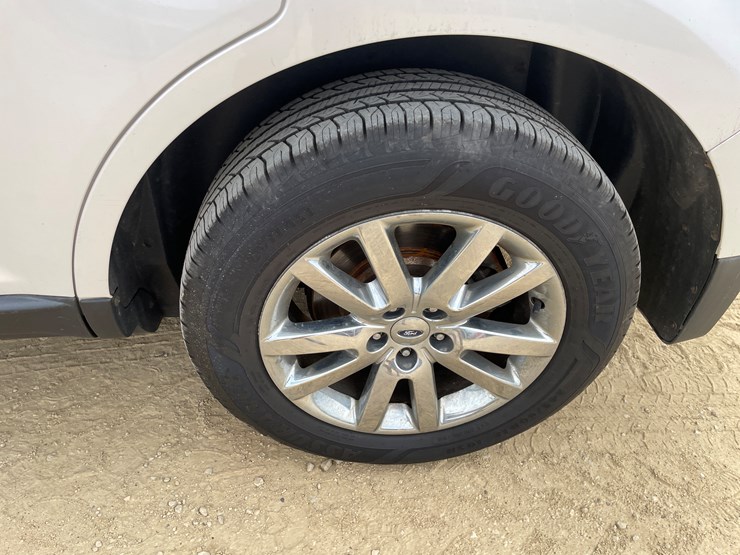 2011-ford-edge-image-88