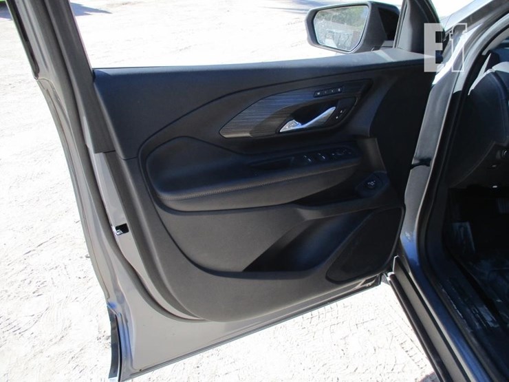 2021-gmc-terrain-slt-image-15