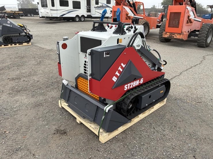 2025-bttl-st28h-6-skid-steer-track-loader-image-3