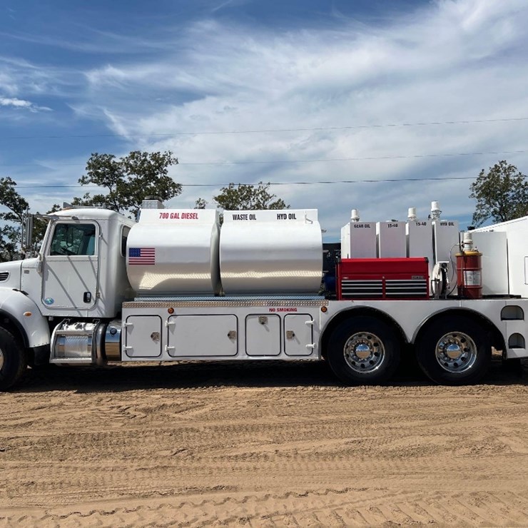 2012 PETERBILT PB348 FUEL & LUBE TRUCK