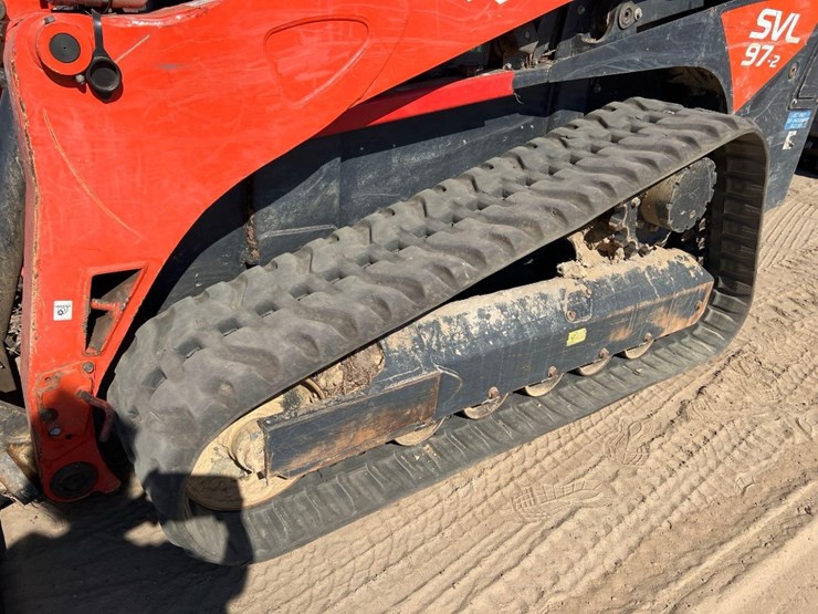 kubota-svl97-2-image-9