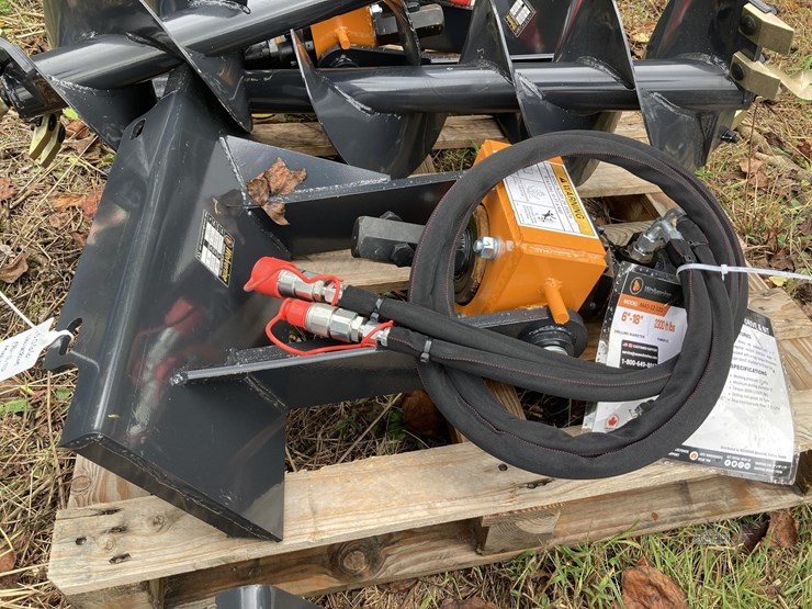 wolverine-mad-12-12d-mini-skid-auger-image-1