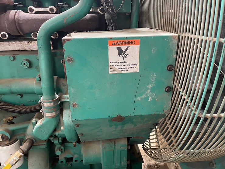 #8615-•-1999-cummins-dfeh-generator-(aps)-image-18