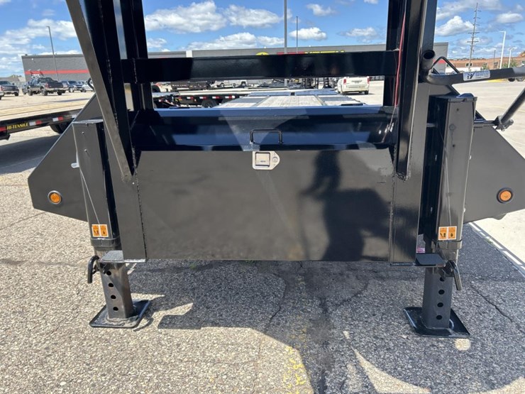 #1796-•-unused-2024-big-tex-22gn-gooseneck-trailer-image-14