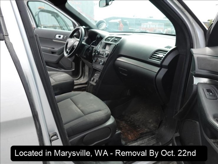 2017-ford-explorer-image-2