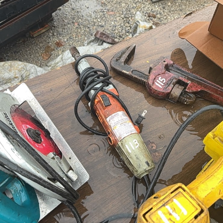CHICAGO ELECTRIC DIE GRINDER SUPPORT EQUIPMENT