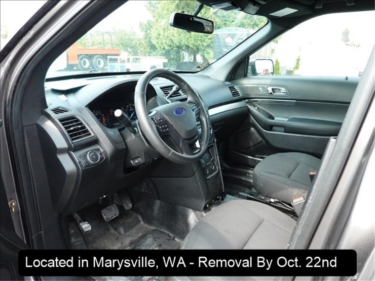 2017-ford-explorer-image-5