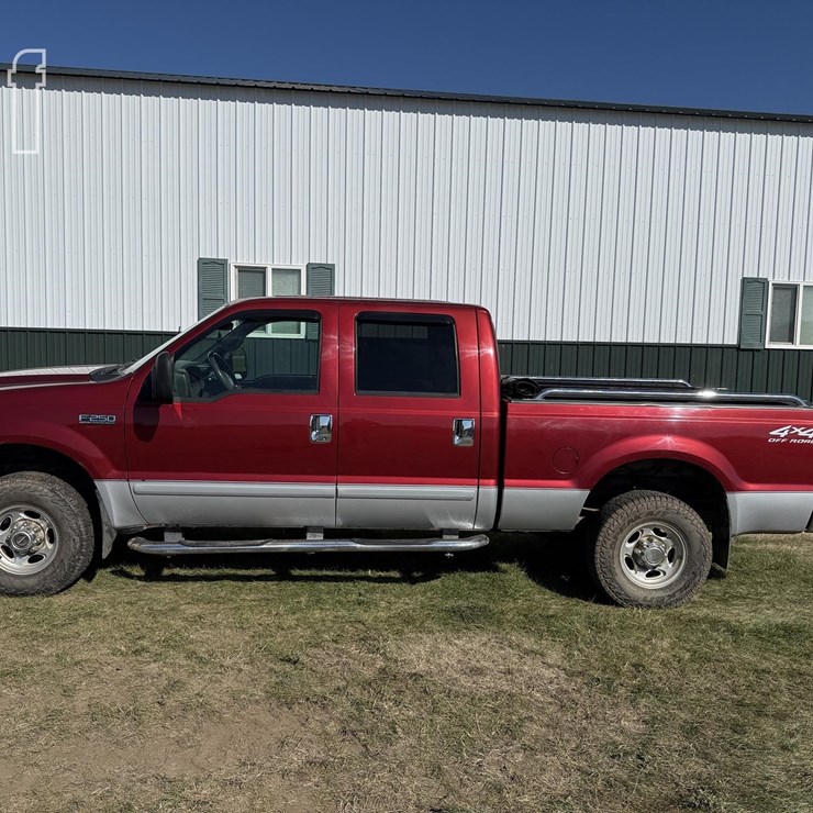 2002 FORD F250 LARIAT