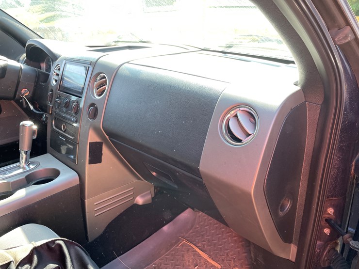 2005-ford-f150-image-48