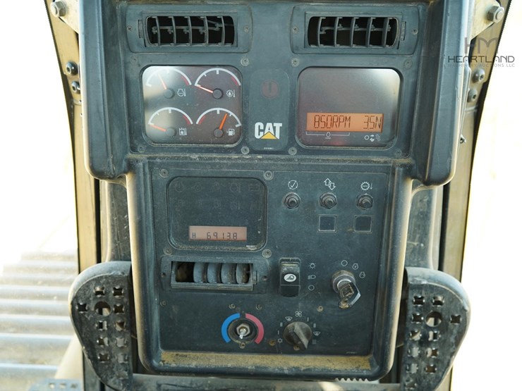 2007-caterpillar-d6n-lgp-image-20