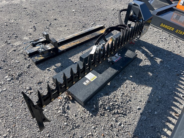 #84-•-skid-steer-sickle-mower-image-3