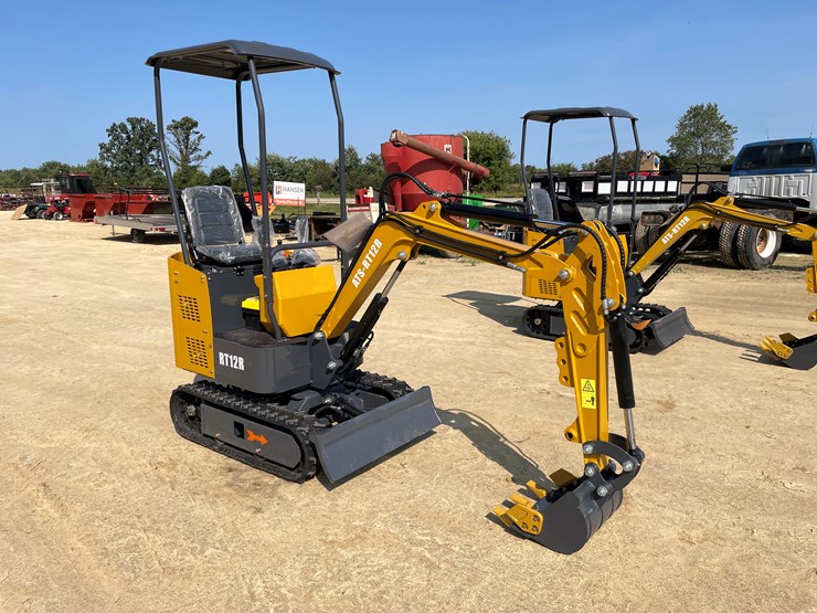 #209-•-new-rt12r-mini-excavator-image-7