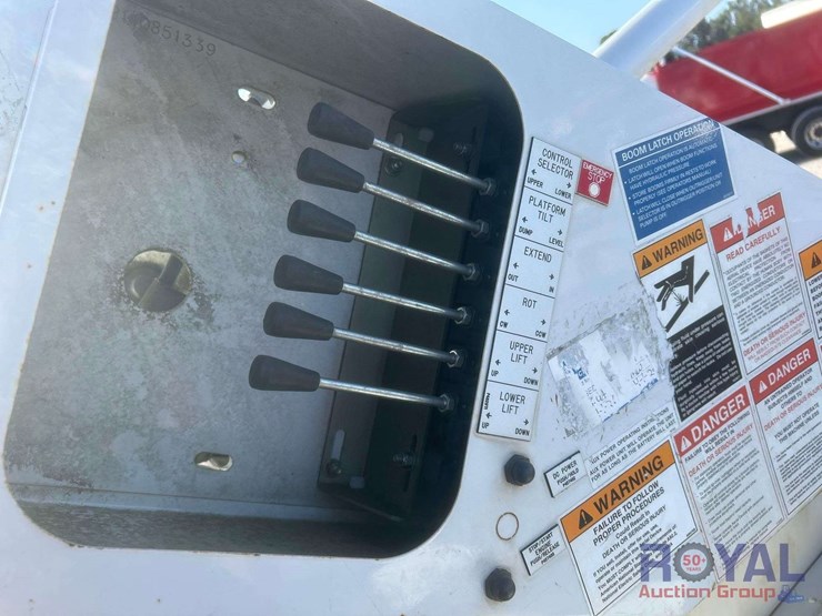 2014-ford-f550-image-51