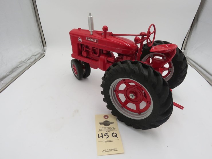 mccormick-deering-m-farmall-1/8-scale-tractor-image-4