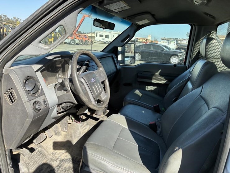 2012-ford-f250-image-9