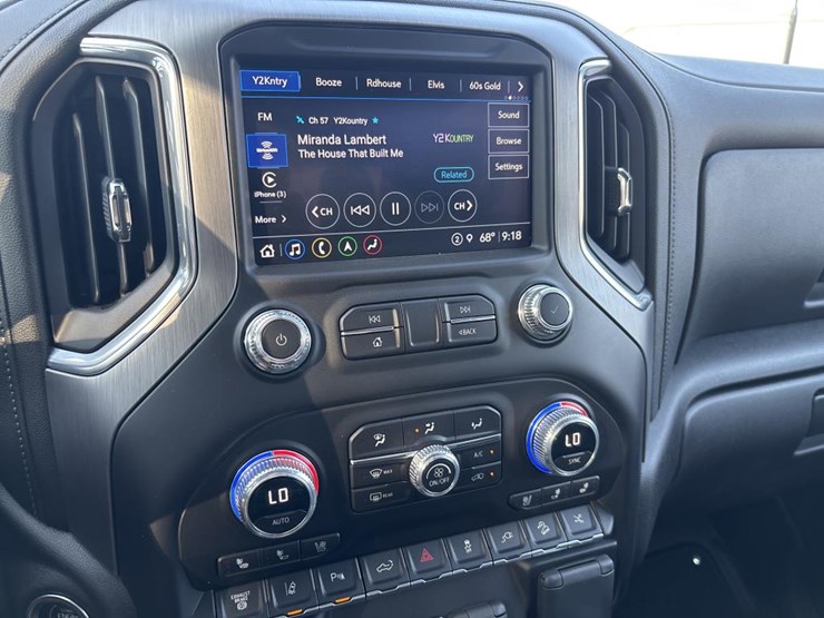 2023-gmc-3500hd-image-48