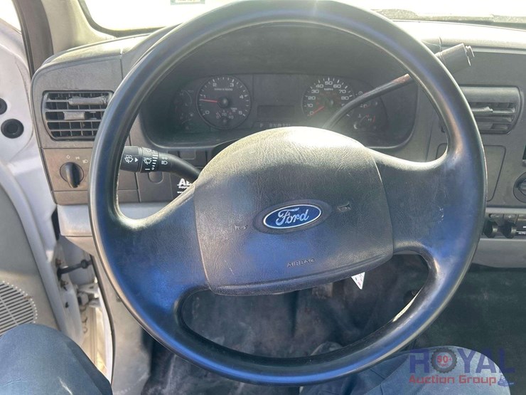 2006-ford-f350-image-15