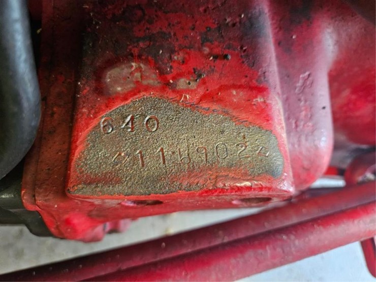 2020-ford-640-image-33