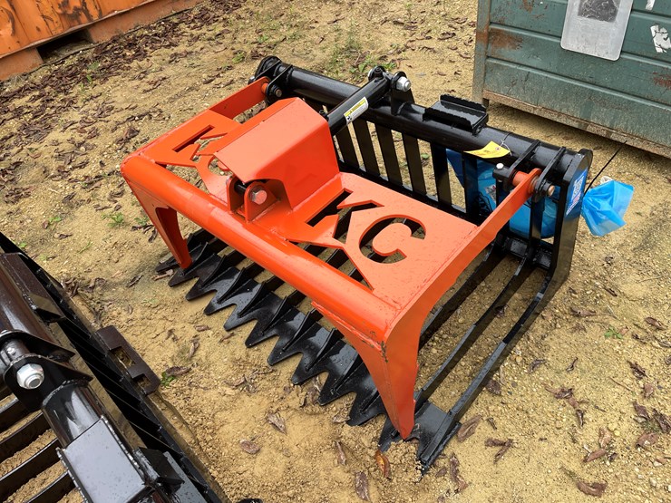 #2017-•-new-kc-48"-skid-steer-skeleton-grapple-bucket-image-1