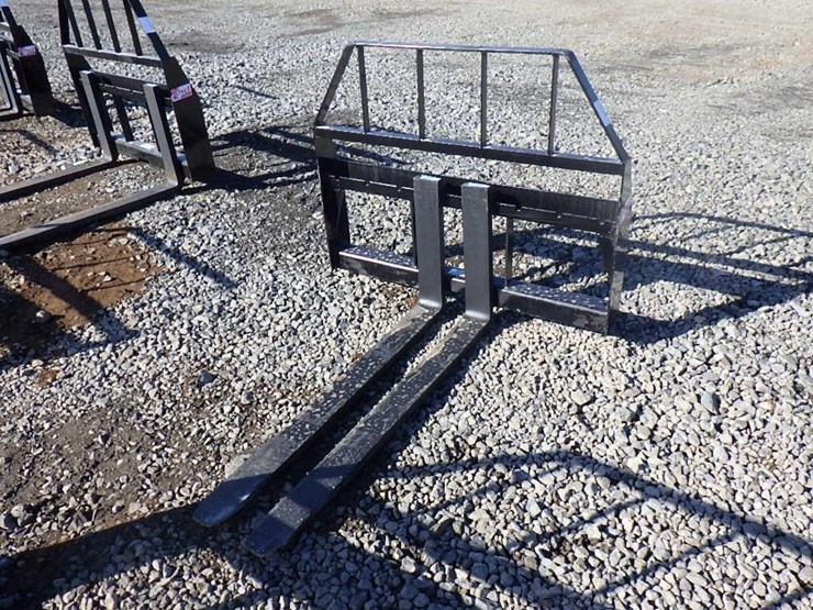 kivel-skid-steer-fork-attachment-48"-image-1