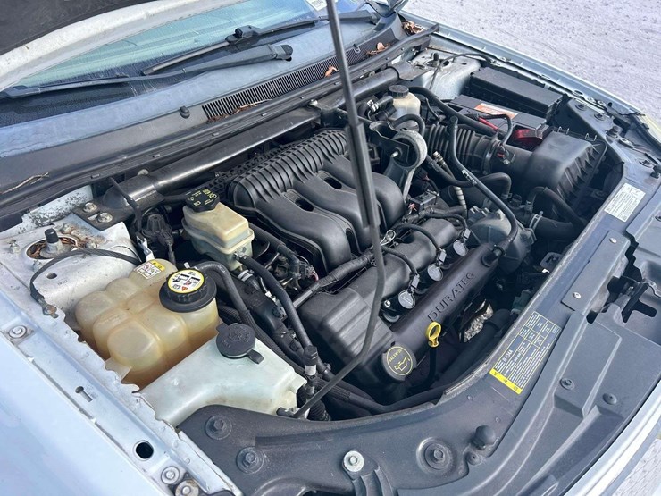 2007-ford-five-hundred-sel-sedan-image-9
