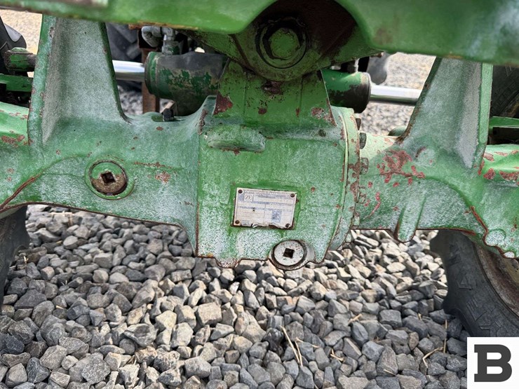 1989-john-deere-2855n-image-52