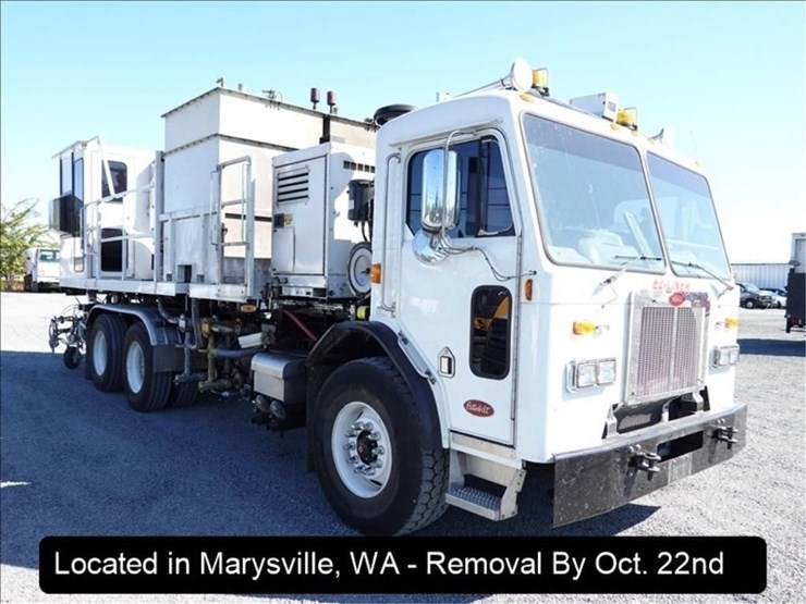 2009-peterbilt-pb320-image-51