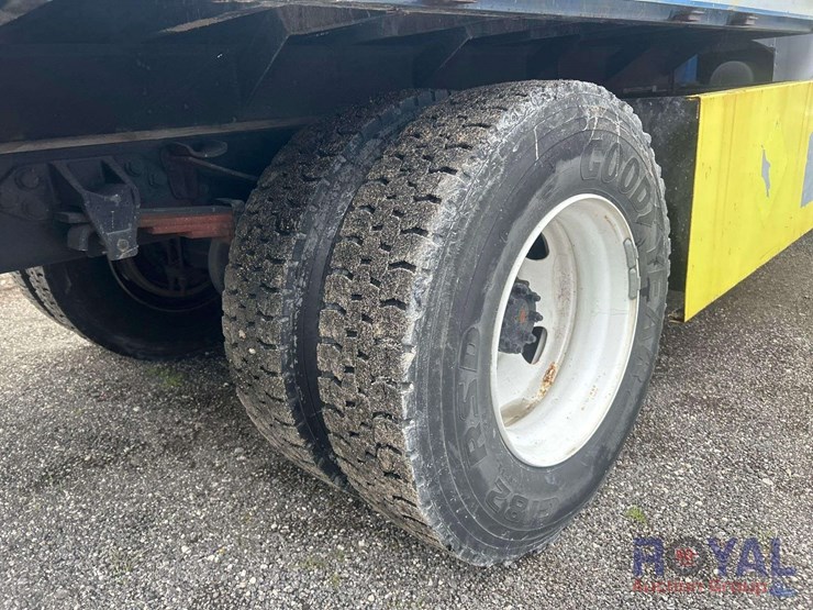 2017-ford-f650-image-22