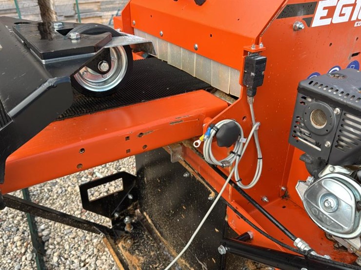 #103a-•-2024-wood-mizer-edger-image-12