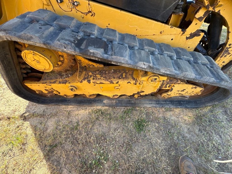 2019-caterpillar-299d2-image-8