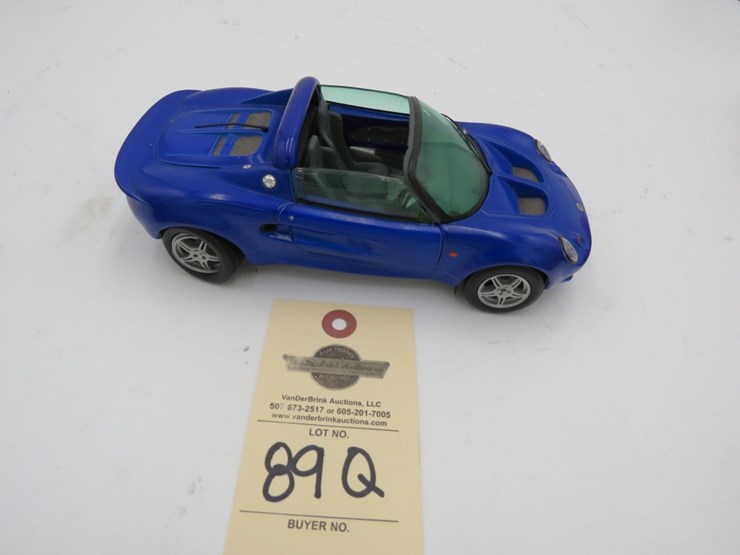 toy-car-grouping-image-3