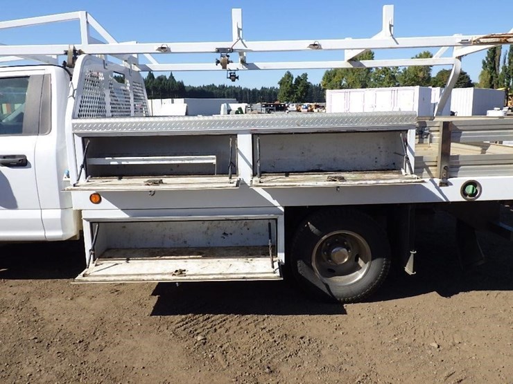 2019-ford-f350-image-16