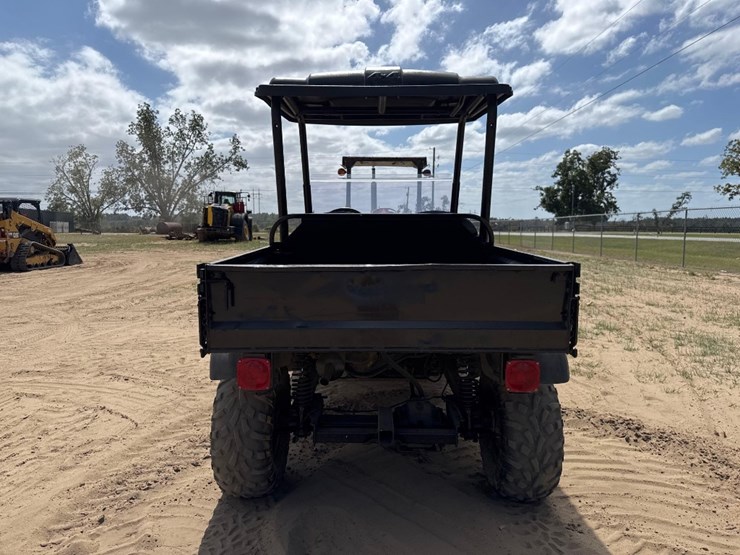 club-car-intell-trak-4x4-utv-image-7