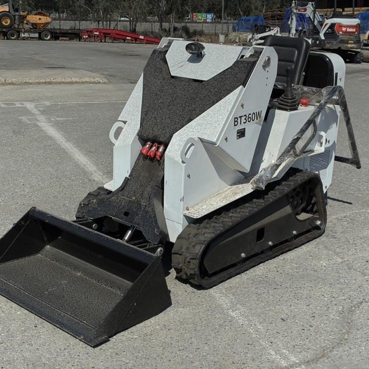 2025 Bison Tek BT360W Skid Steer