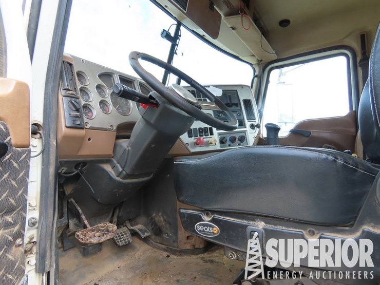 (x)-(12-3)-2011-mack-gu713-t/a-winch-truck,-vin-1m-image-6